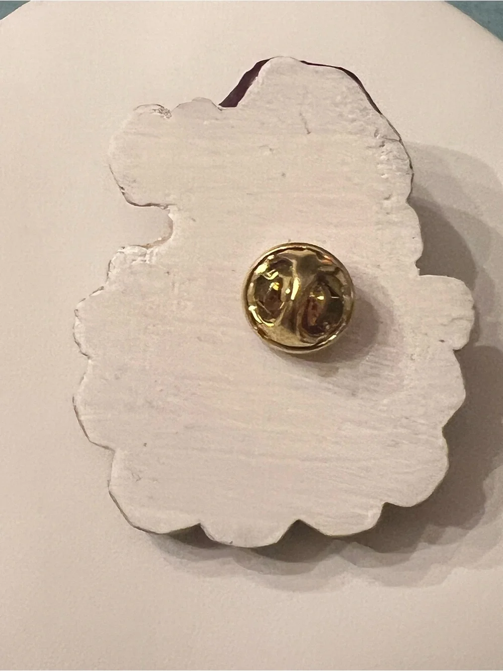 Resin Santa head pin brooch